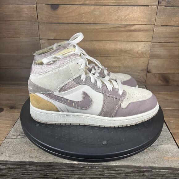 Nike Air Jordan 1 Mid SE Youth Sz 4.5 Womens Sz 6 Craft Taupe Haze Inside Out - Picture 1 of 10